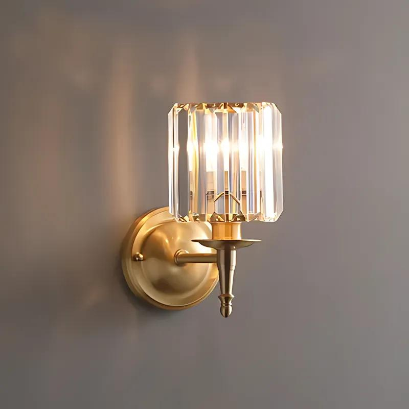 Vintage Brass Wall Sconce with Crystal Accents – Elegant Wall Light for Luxurious Interiors 1