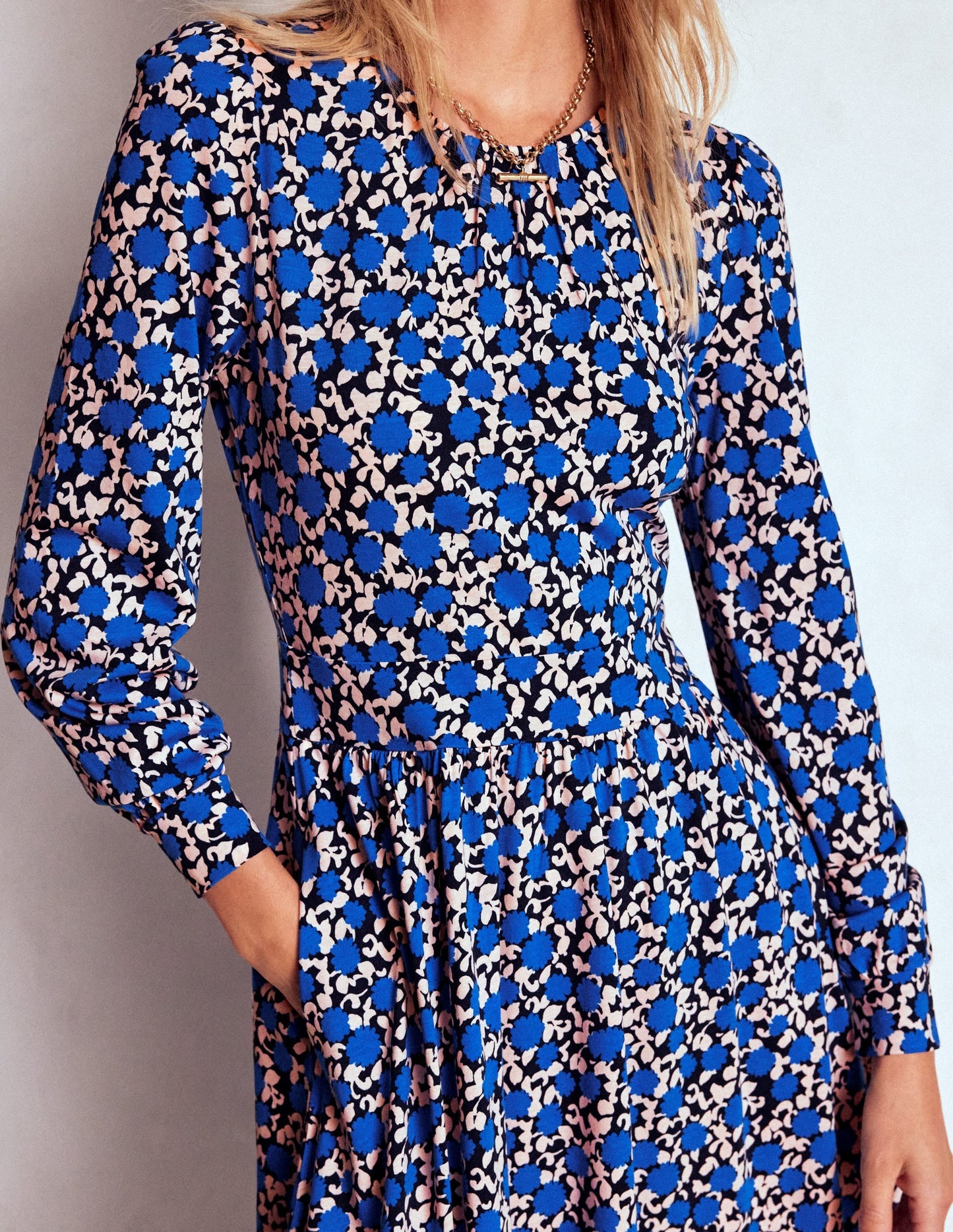 Women's Midi Dress Kingfisher Blue Size M Jersey Floral Print 1